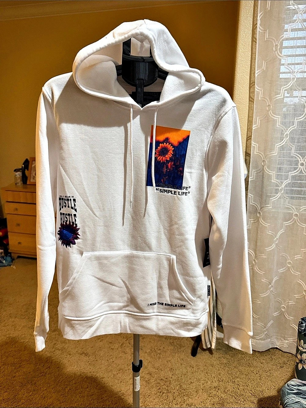 Brooklyn Cloth Graphic Pullover Hoodie in White